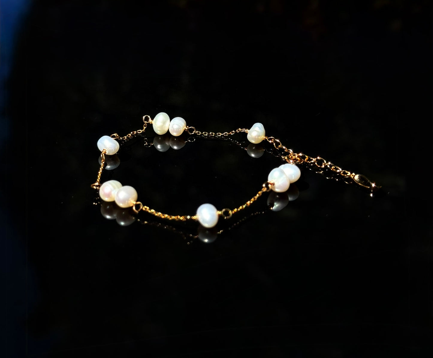 Minimalist Freshwater Pearl Bracelet in S925 Sterling Silver