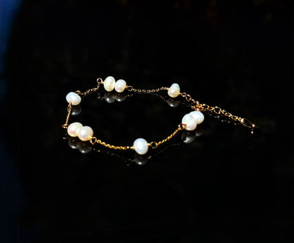 Minimalist Freshwater Pearl Bracelet in S925 Sterling Silver