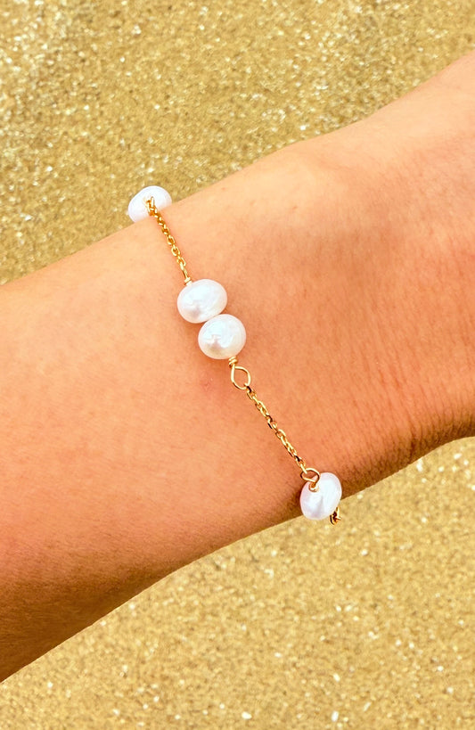 Minimalist Freshwater Pearl Bracelet in S925 Sterling Silver