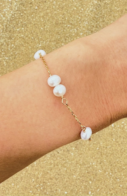 Minimalist Freshwater Pearl Bracelet in S925 Sterling Silver