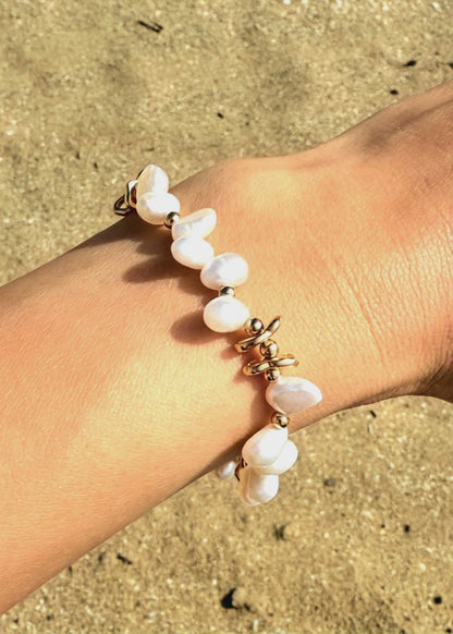 Vintage Gold Freshwater Pearl Bracelet in S925 Silver Waterdrop Pendant